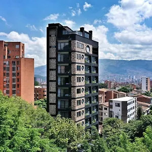 4* Hotel Living 35