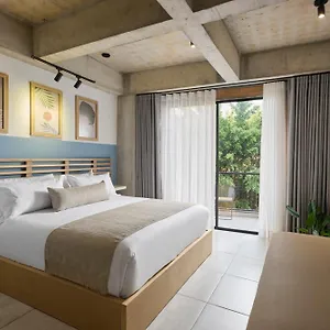 4* Hotel 30 Living